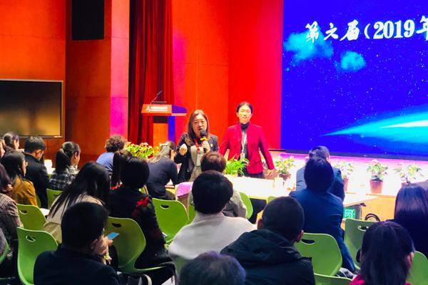 芳草地免費(fèi)資料論壇，共享知識(shí)的海洋，芳草地免費(fèi)資料論壇，知識(shí)的海洋共享平臺(tái)