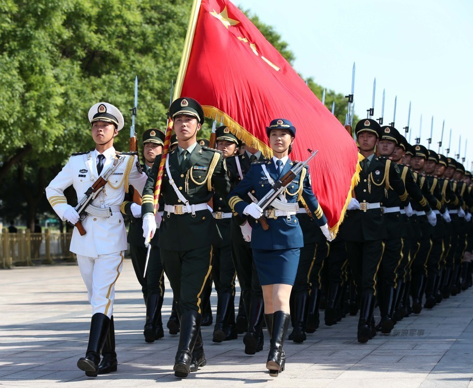 檢閱女兵儀仗隊，榮耀與力量的展現(xiàn)，檢閱女兵儀仗隊，榮耀與力量的璀璨瞬間