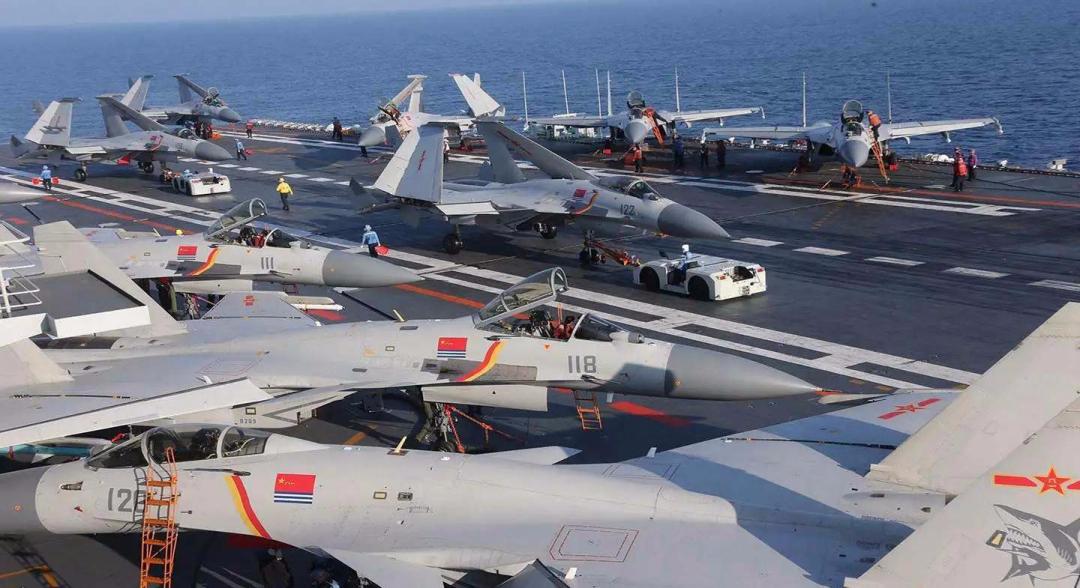 中國同時開建四艘航母，全球海軍建設(shè)的新里程碑，中國四艘航母同時開建，全球海軍建設(shè)邁入新紀(jì)元