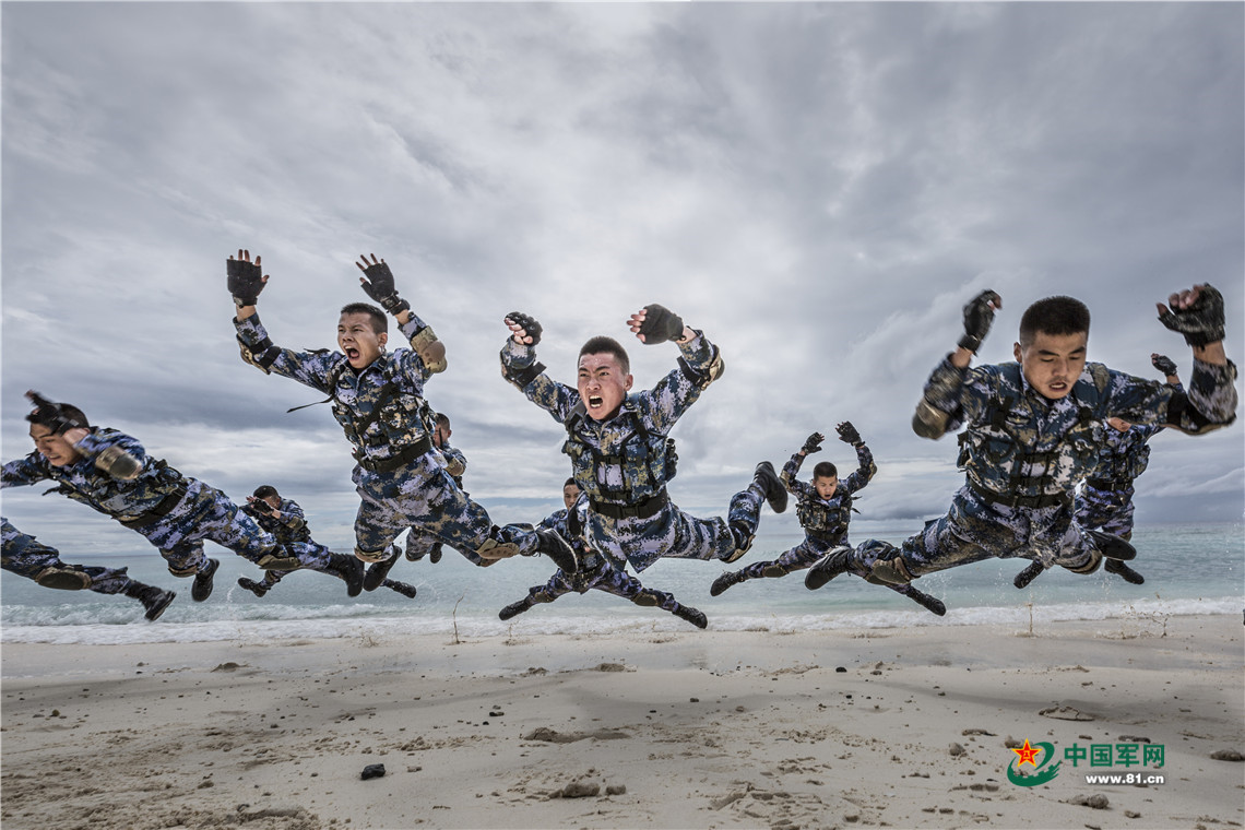 最新軍事圖片高清壁紙，展現(xiàn)現(xiàn)代軍事力量之美，現(xiàn)代軍事力量之美，高清壁紙軍事圖片展示