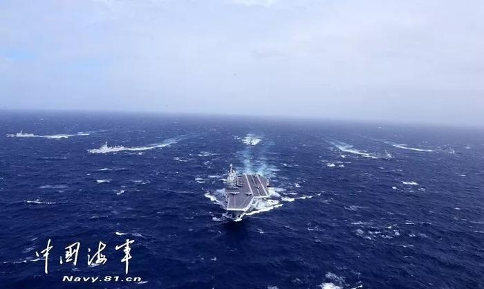 走進(jìn)中國(guó)人民海軍官網(wǎng)——探索海軍力量，感受藍(lán)色榮耀，走進(jìn)海軍官網(wǎng)，探索藍(lán)色榮耀，感受海軍力量