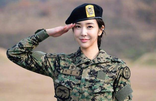 關(guān)于女兵征兵條件，探索未來的挑戰(zhàn)與機遇——以2024年為例，女兵征兵條件，探索未來挑戰(zhàn)與機遇——聚焦2024年展望