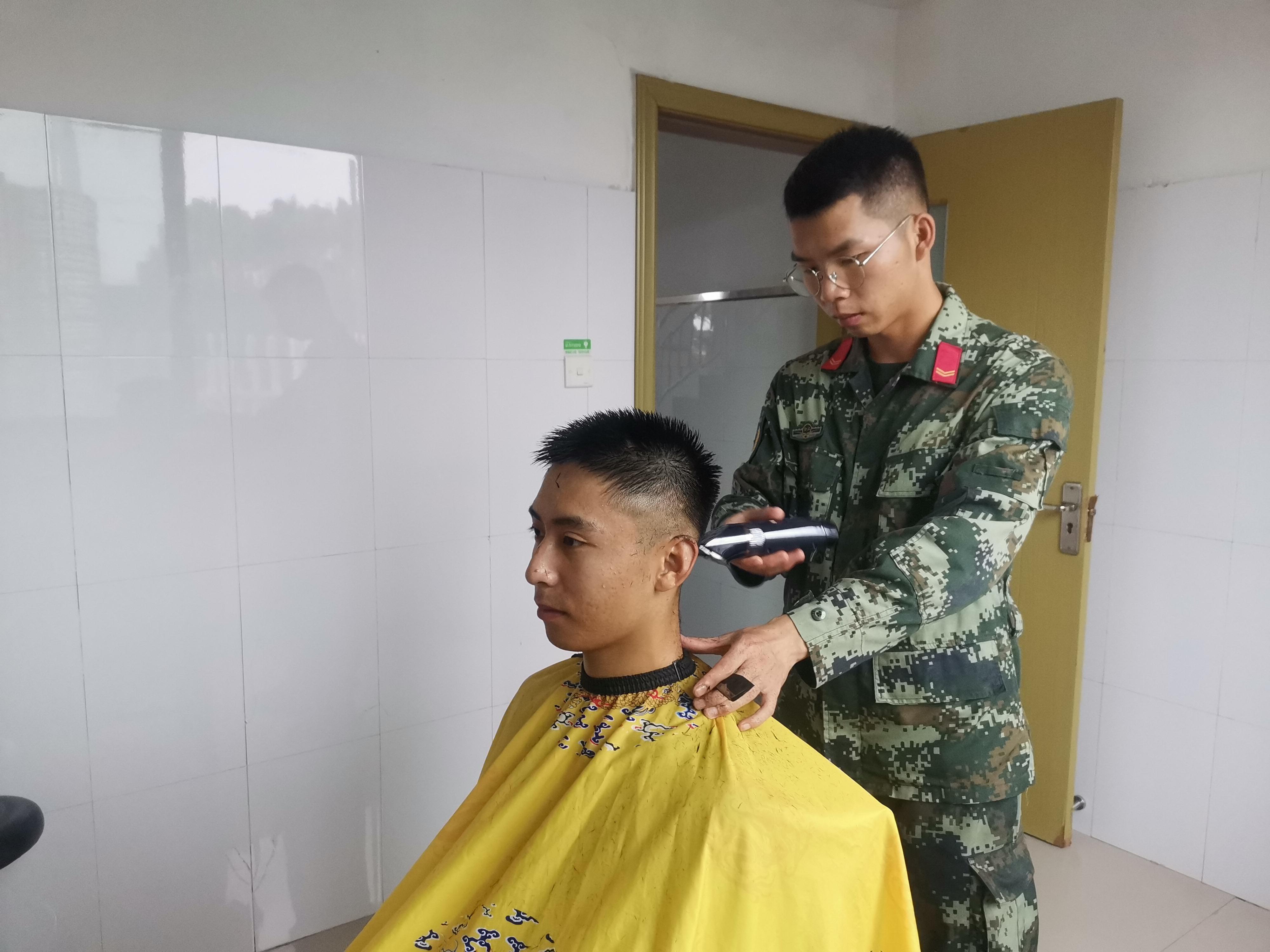部隊生活，錘煉意志，塑造人生的獨特經(jīng)歷，部隊生活，錘煉意志，塑造人生非凡經(jīng)歷
