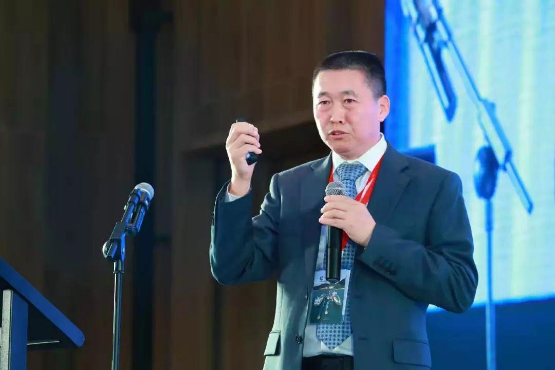 探索未來(lái)，2025新奧正版資料概覽，探索未來(lái)，揭秘2025新奧正版資料概覽