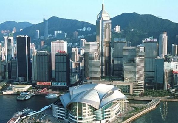 澳門(mén)最快開(kāi)獎(jiǎng)號(hào)碼香港，探索博彩世界的速度與激情，澳門(mén)最快開(kāi)獎(jiǎng)號(hào)碼與香港，博彩世界的速度與激情揭秘