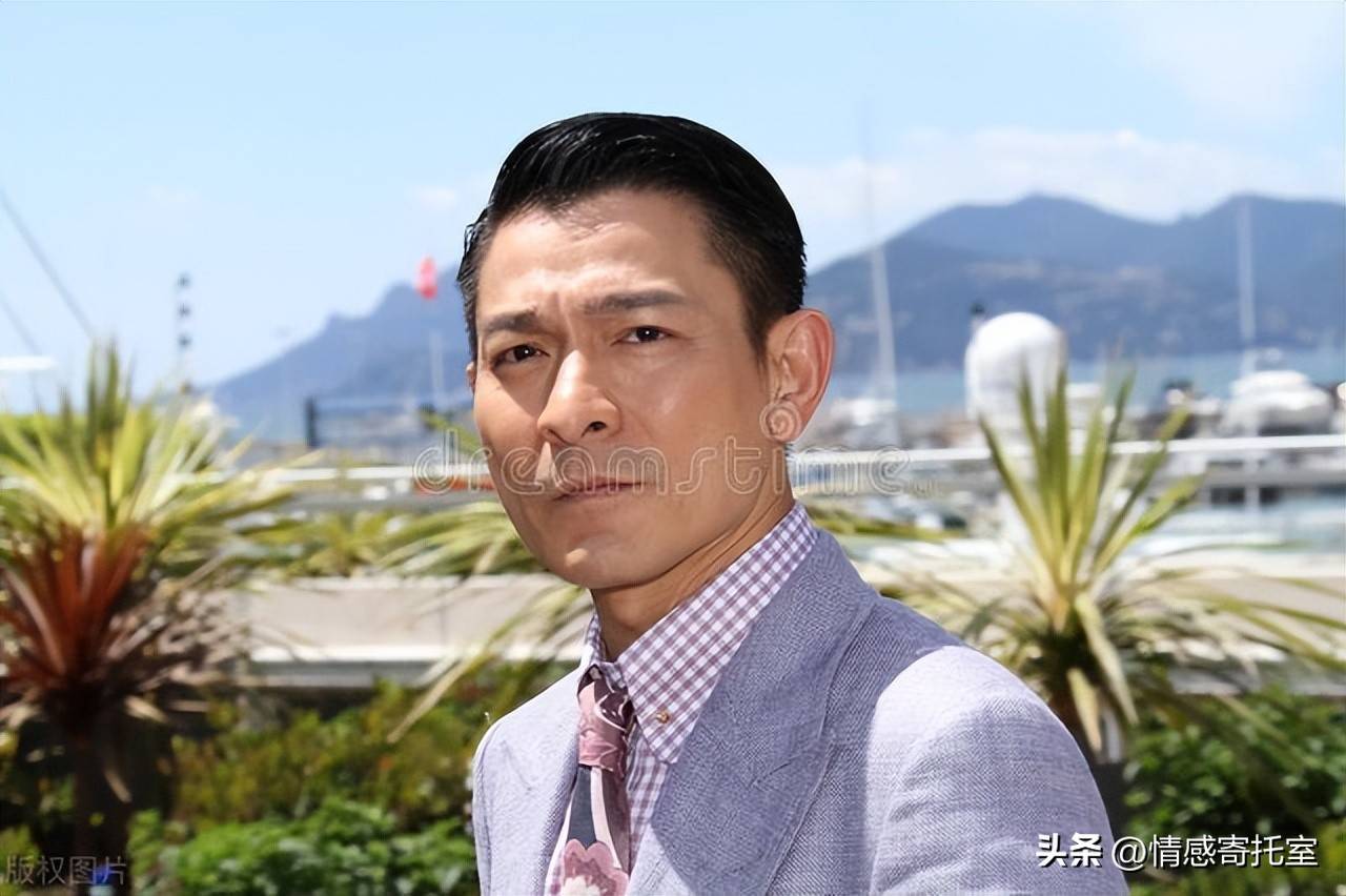 香港內(nèi)部一肖王中王新水，揭秘背后的秘密與探索真實(shí)面貌，香港內(nèi)部揭秘，一肖王中王新水背后的真相與真實(shí)面貌探索