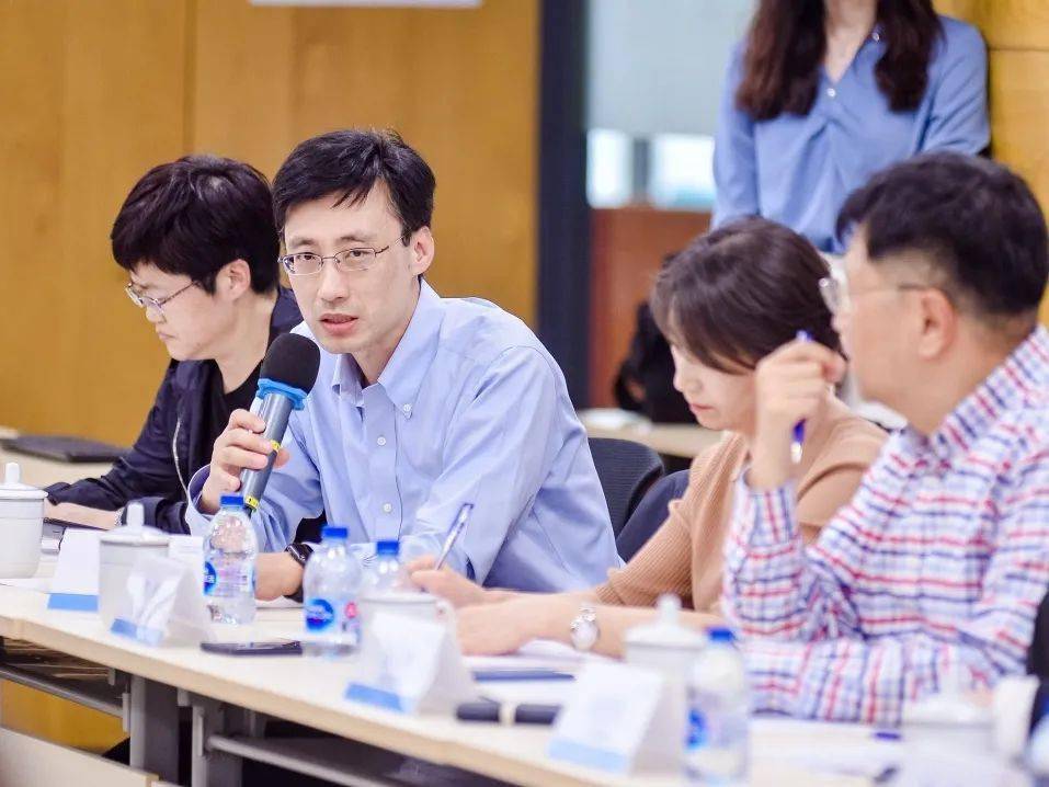 王中王一肖中持嗎？深度解析背后的故事與真相，揭秘王中王一肖背后的故事與真相，深度解析與真相探討