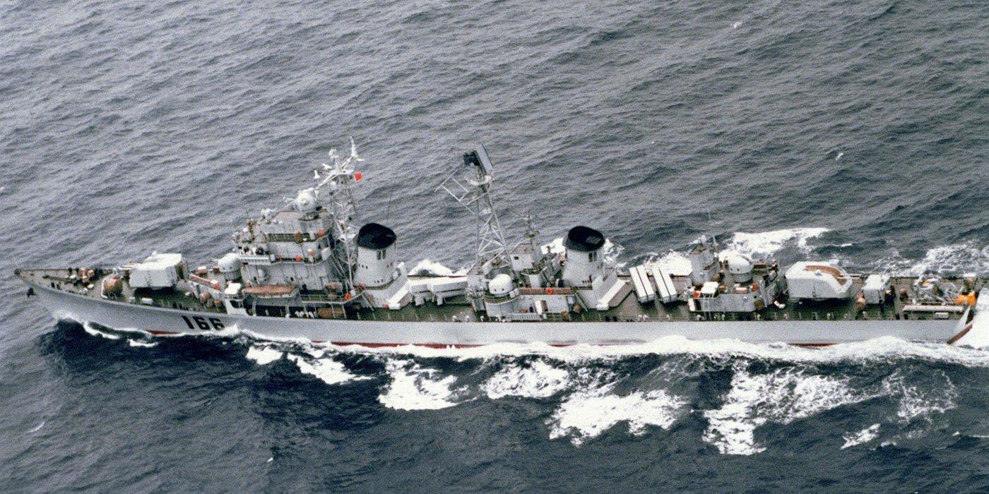 揭秘中國(guó)海軍的杰出戰(zhàn)艦，051驅(qū)逐艦，揭秘中國(guó)海軍的杰出戰(zhàn)艦，051驅(qū)逐艦傳奇之旅
