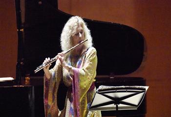 王中王一肖-馬中特