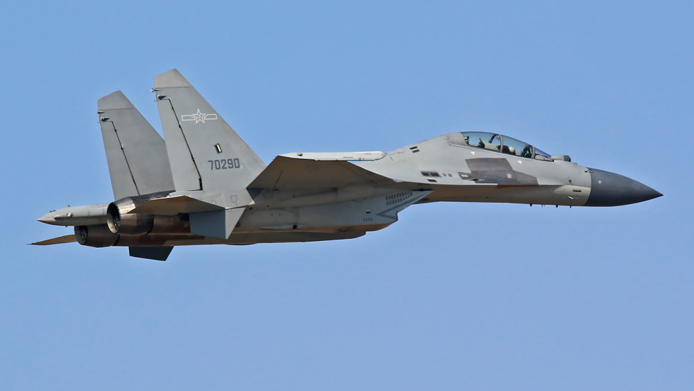 殲-16參數(shù)詳解，深度探索中國(guó)新一代戰(zhàn)斗機(jī)的技術(shù)魅力，深度解析殲-16戰(zhàn)斗機(jī)參數(shù)，揭示中國(guó)新一代戰(zhàn)斗機(jī)的技術(shù)魅力