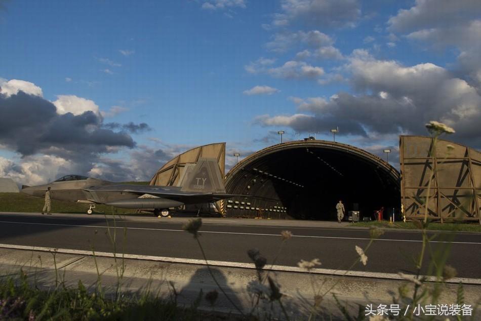 關(guān)于幾架殲-20可以打敗一架F-22的探討，殲-20與F-22對(duì)決探討，幾架殲-20能勝出一架F-22？